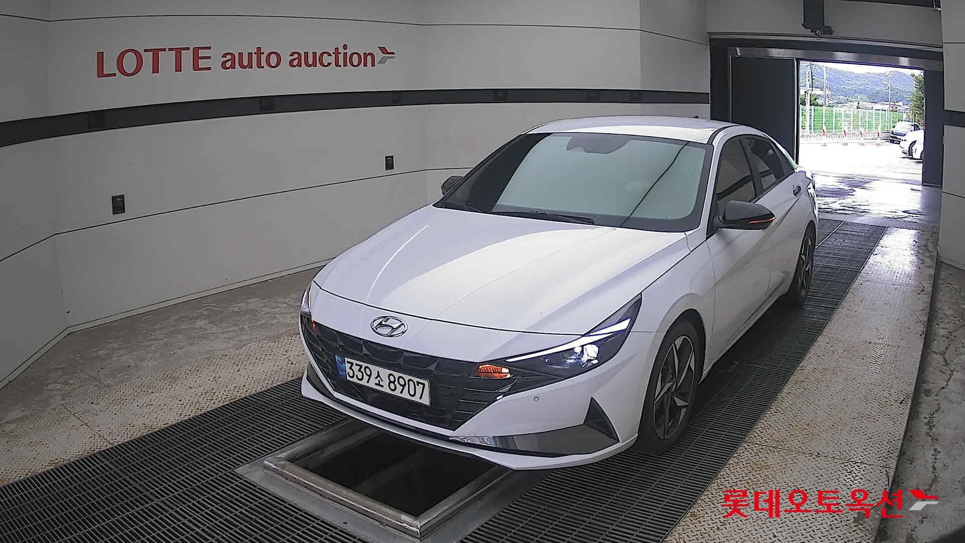 Hyundai - Elantra | ALL NEW (G) 1.6 INSPIRATION 2