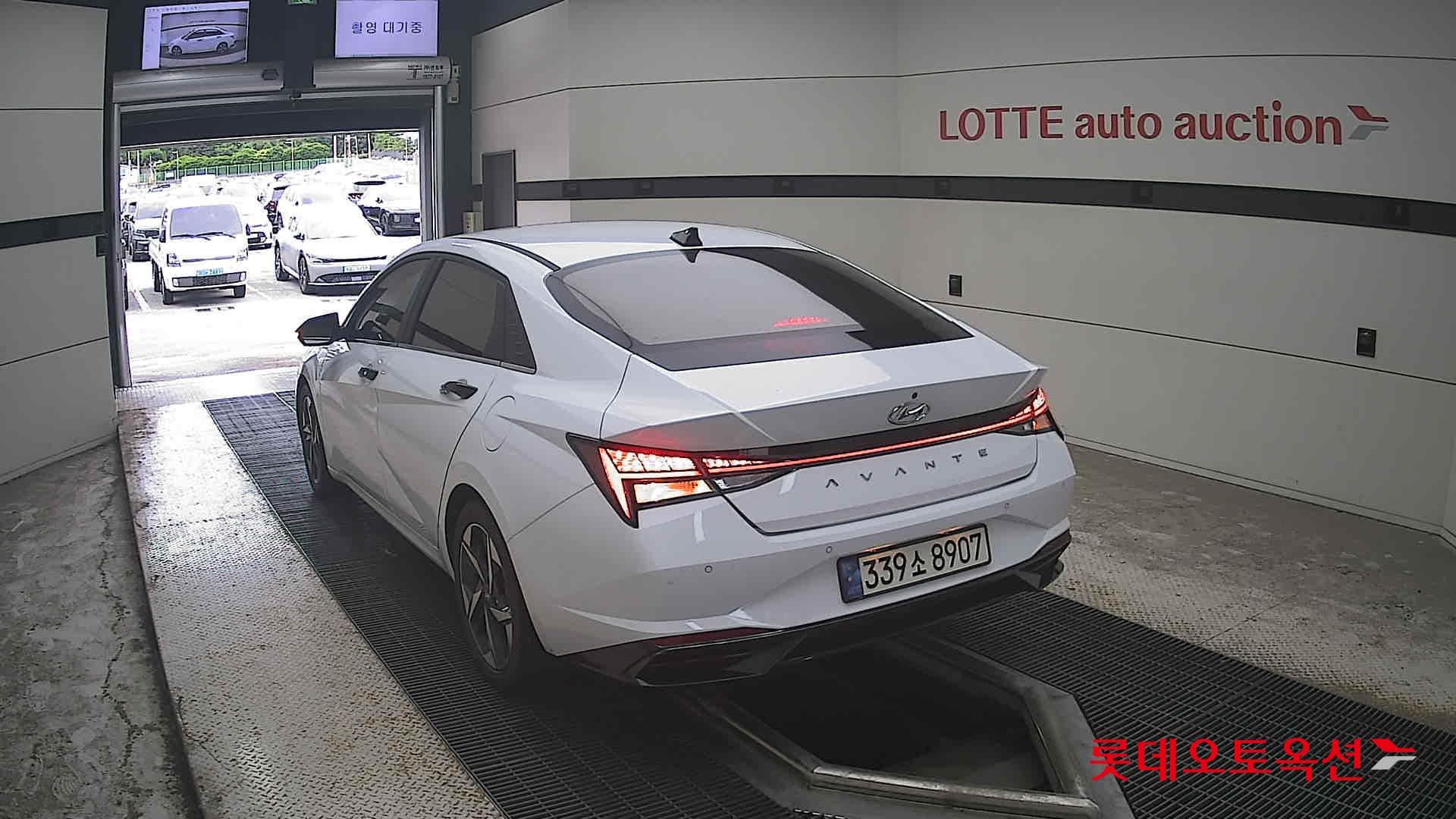 Hyundai - Elantra | ALL NEW (G) 1.6 INSPIRATION 9