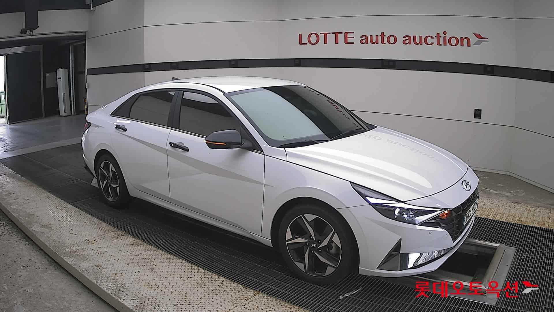 Hyundai - Elantra | ALL NEW (G) 1.6 INSPIRATION 18