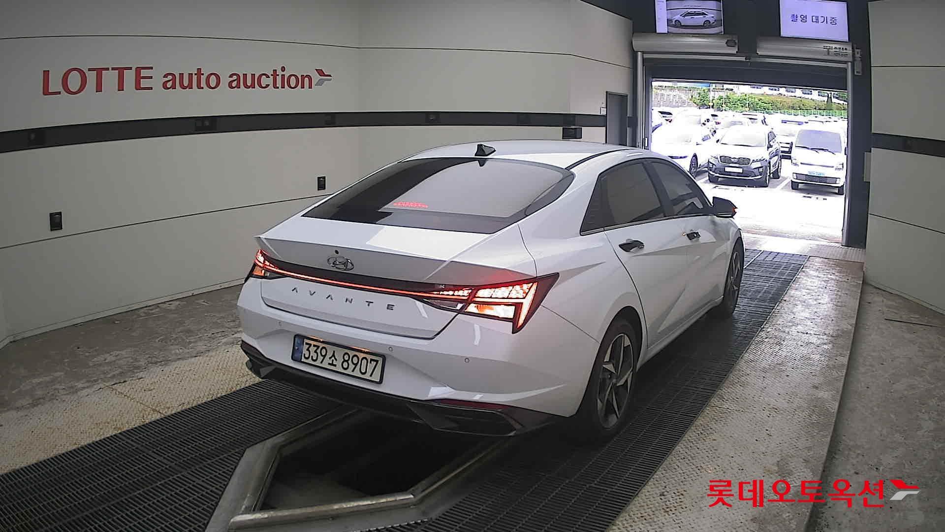 Hyundai - Elantra | ALL NEW (G) 1.6 INSPIRATION 13
