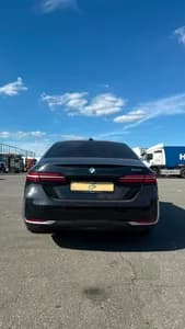 BMW - 5-Series | 520 3