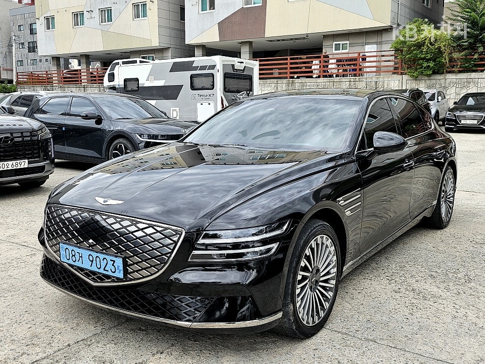 Genesis - G80 | ELECTRIFIED EV Base