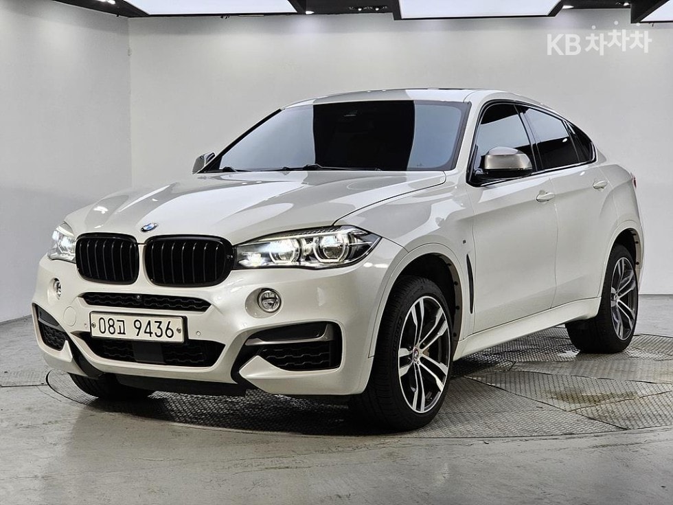 بي إم دبليو - X6 | M50