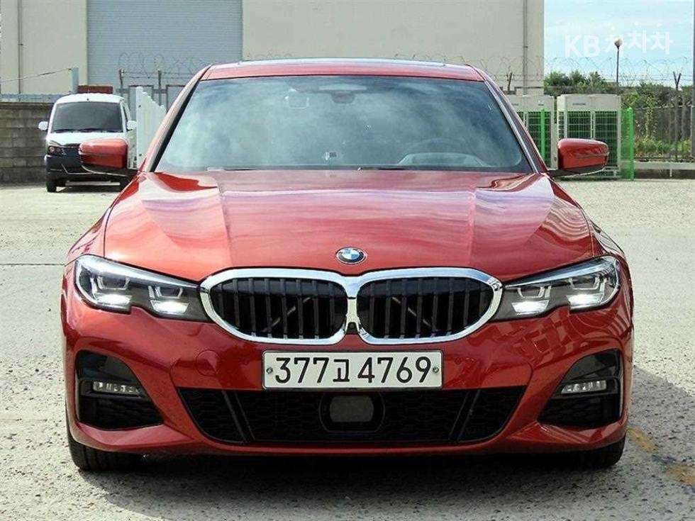 BMW - 3-Series | 320 M Sport