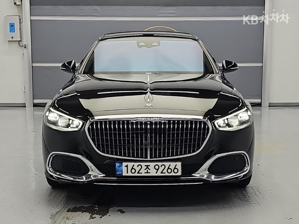Mercedes-Benz - S-Class | Maybach S680 4Matic Base