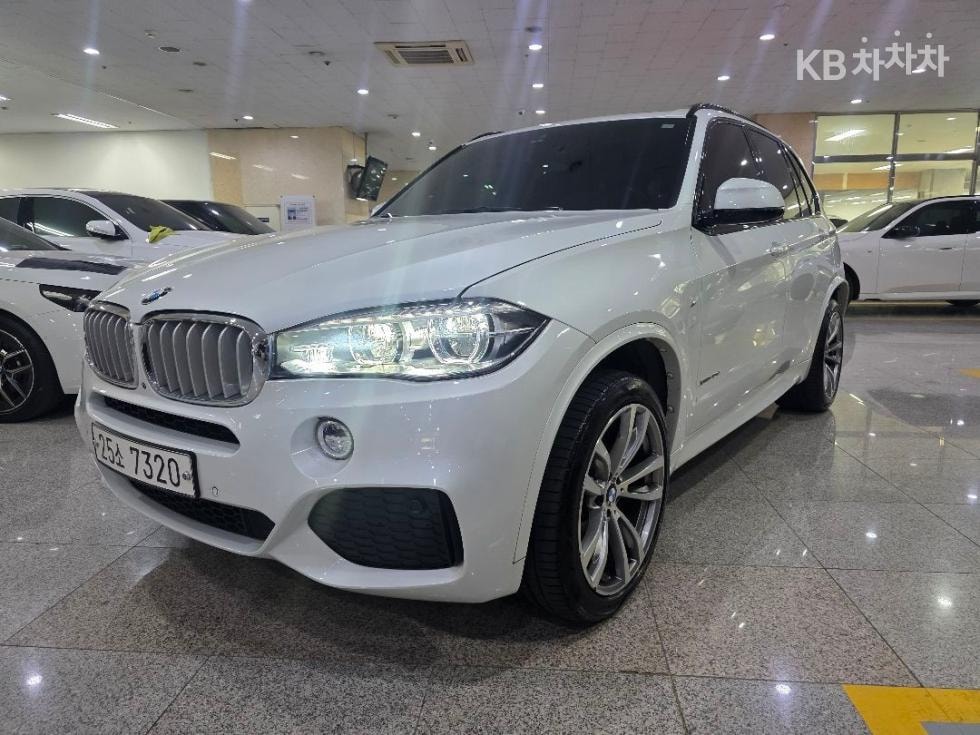 بي إم دبليو - X5 | xDrive 40 M Sport