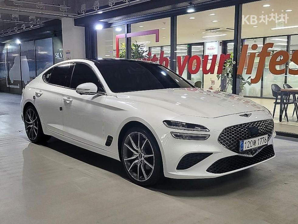 Genesis - G70 | The New 2.0T 4WD Standard