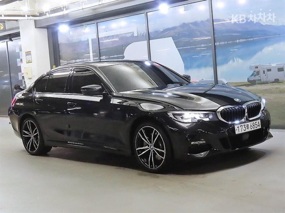 BMW - 3-Series | 330 M Sport
