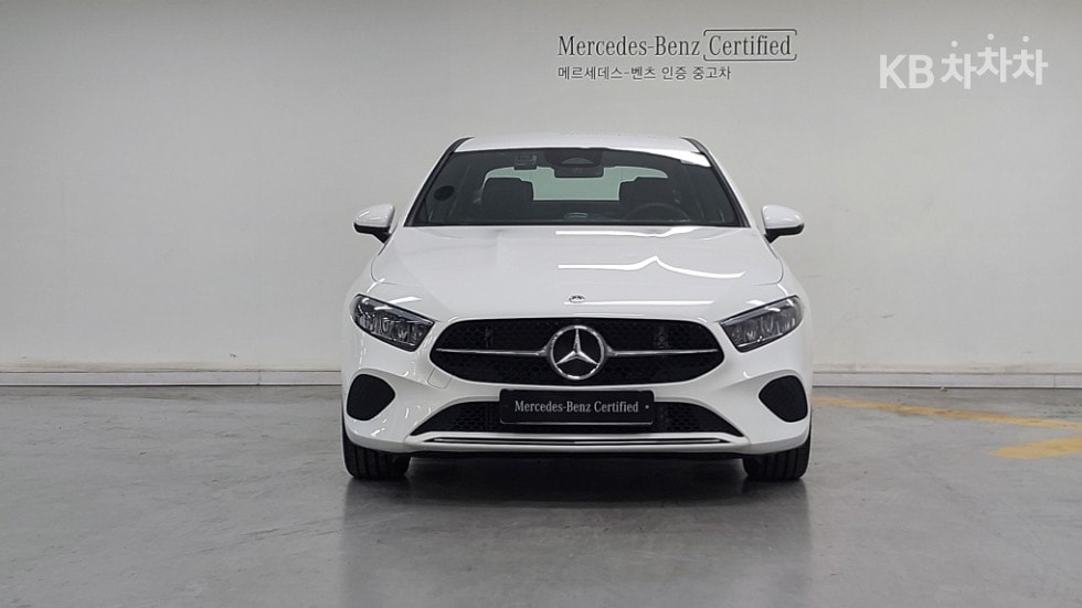 Mercedes-Benz - A-Class | A220 Sedan -