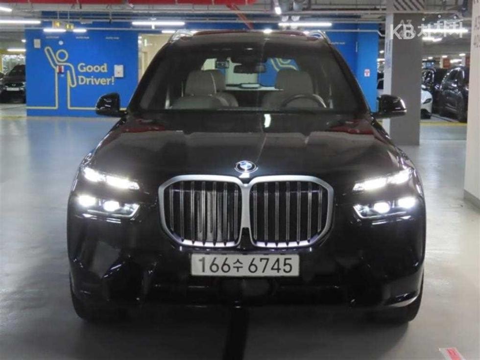 BMW - X7 | xDrive 40 M Sport