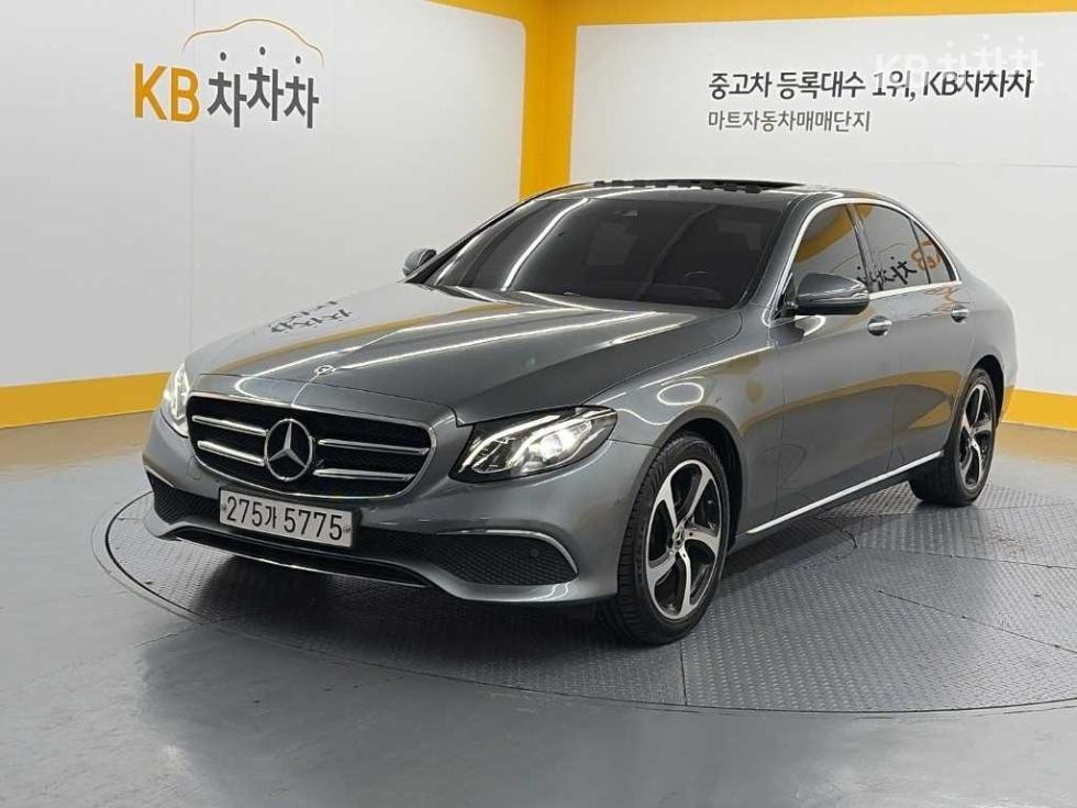 Mercedes-Benz - E-Class | E250 Avantgarde