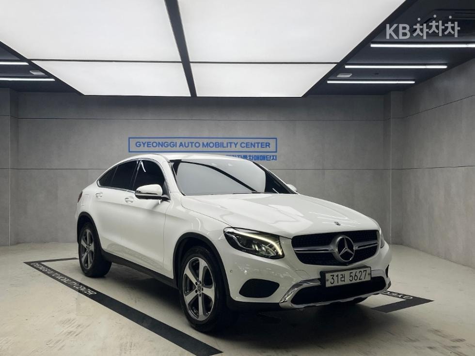 Mercedes-Benz - GLC-Class | 300 4Matic Coupe Base