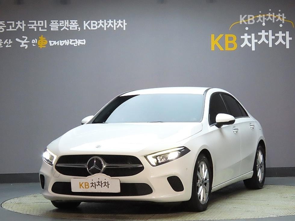 Mercedes-Benz - A-Class | A220 Sedan -