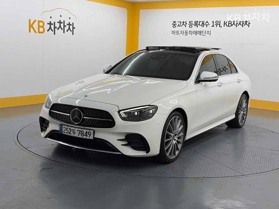 Mercedes-Benz - E-Class | E350 4MATIC AMG Line