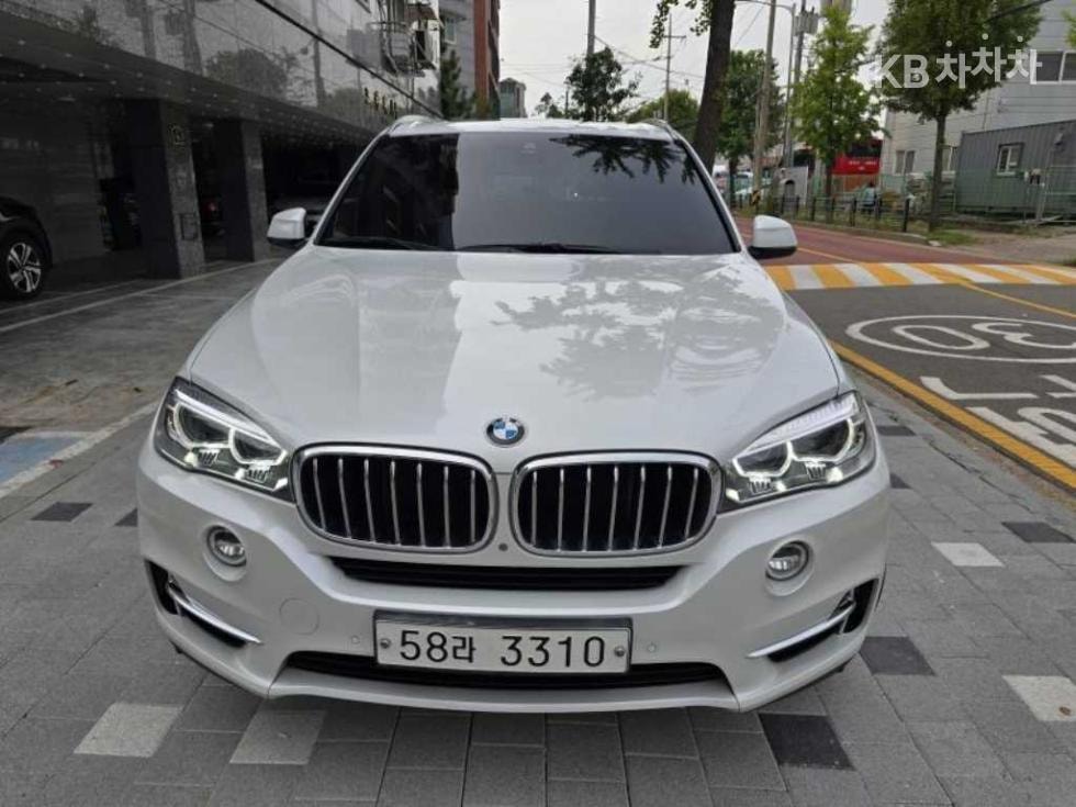 بي إم دبليو - X5 | xDrive 30 Base