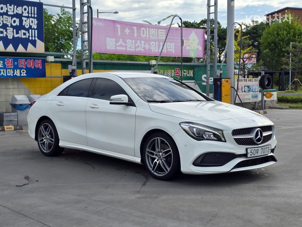 مرسيدس - CLA-Class | 220 AMG Line