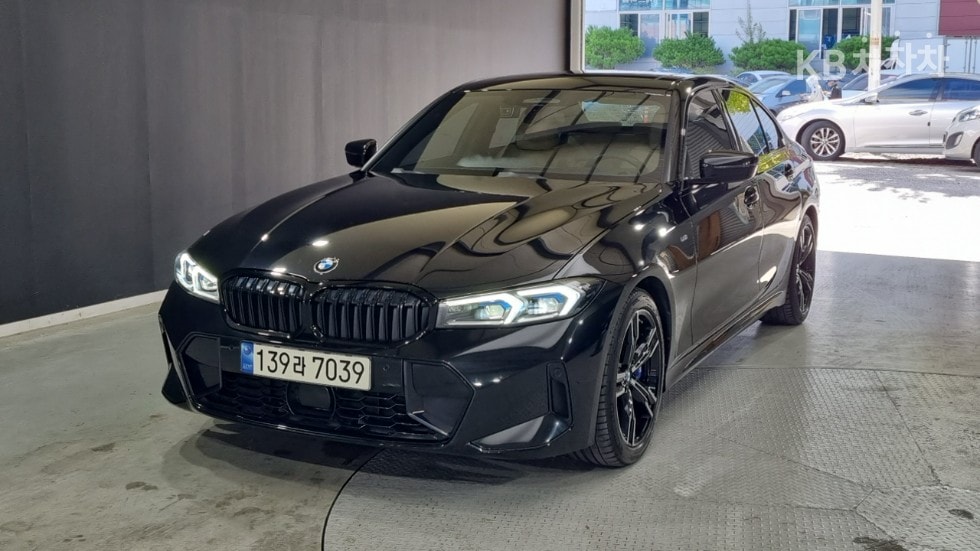 BMW - 3-Series | 320 M Sport