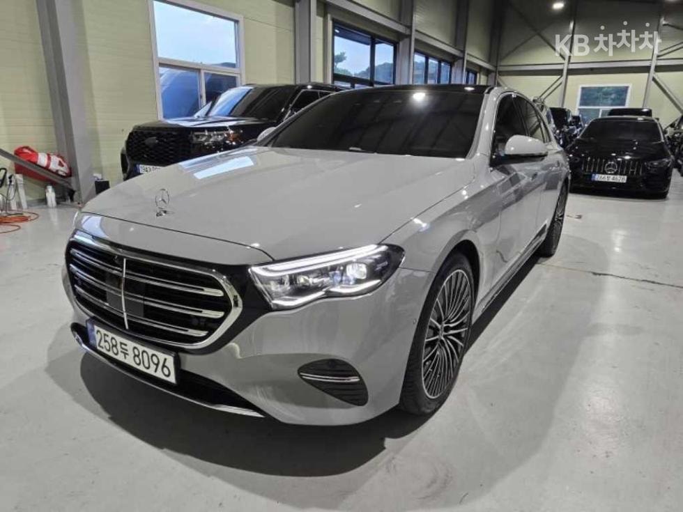 Mercedes-Benz - E-Class | E450 4MATIC Exclusive