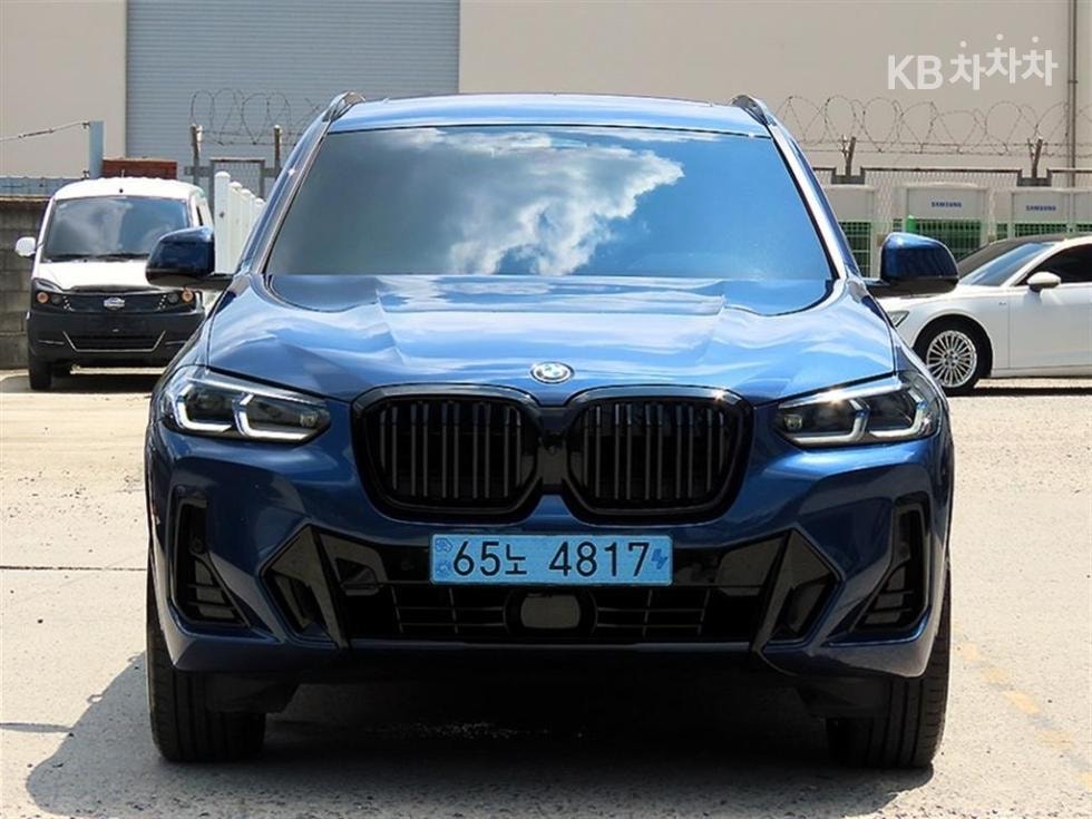 BMW - X3M | iX3 Sport Package