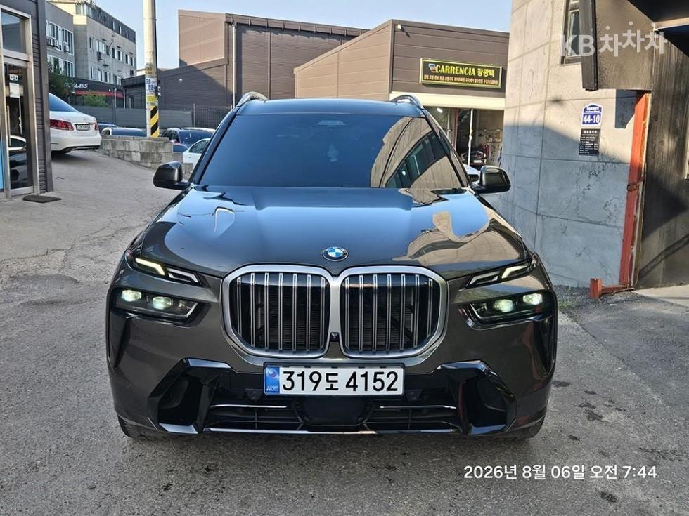 BMW - X7 | xDrive 40 M Sport