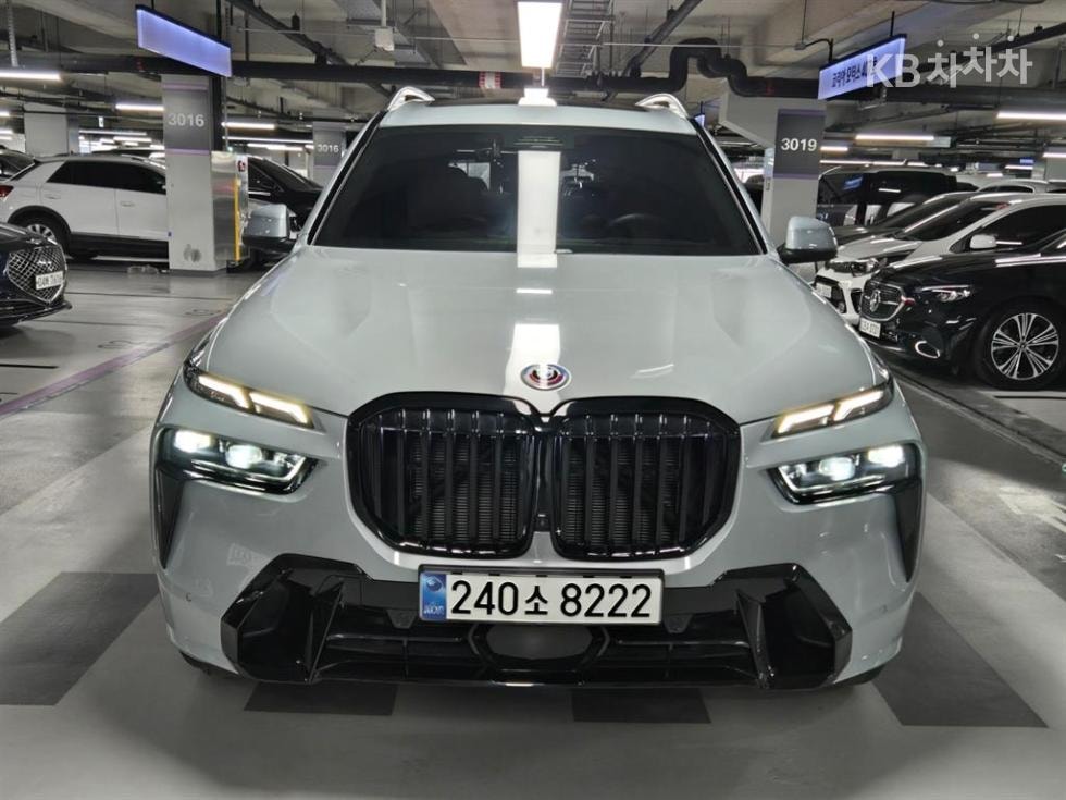 BMW - X7 | xDrive 40 M Sport