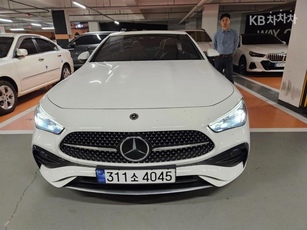 Mercedes-Benz - CLE-Class | 200 Cabriolet Base