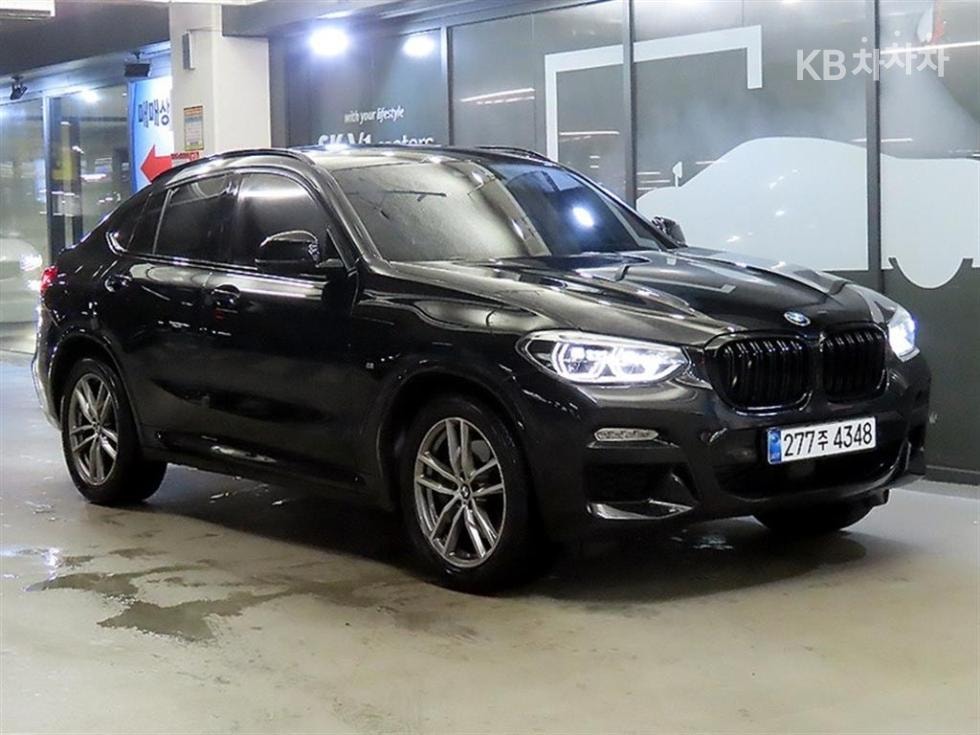 BMW - X4 | New xDrive 20 M Sport Pakage