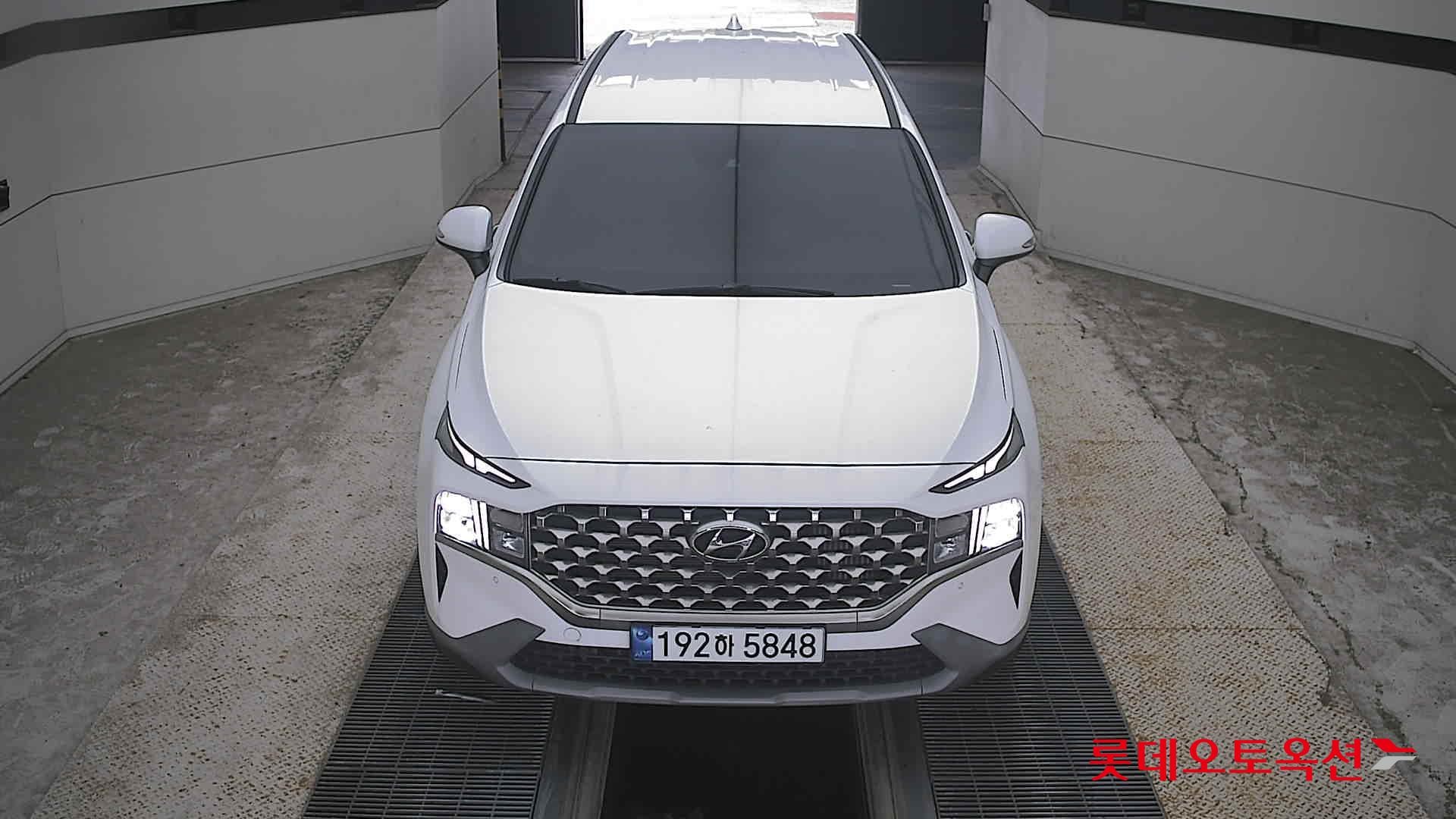 Hyundai - Santa Fe | THE NEW SANTAFE (H) 1.6 Exclusive 5Seater 2WD