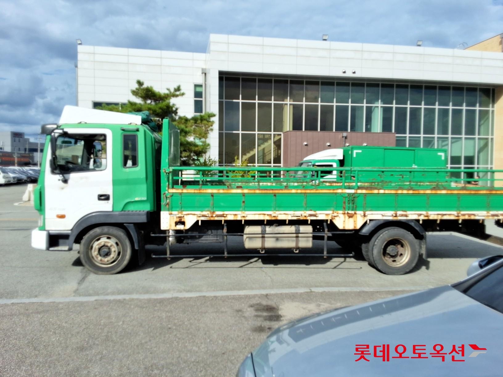 Hyundai - Mega Truck
