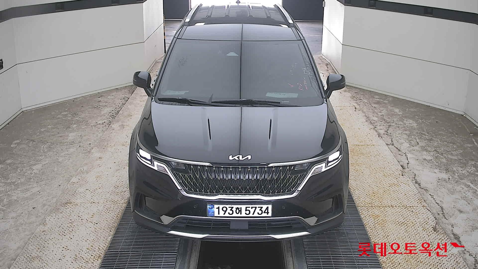 Kia - Carnival | KA4 (D) 2.2 Noblesse 9Seater